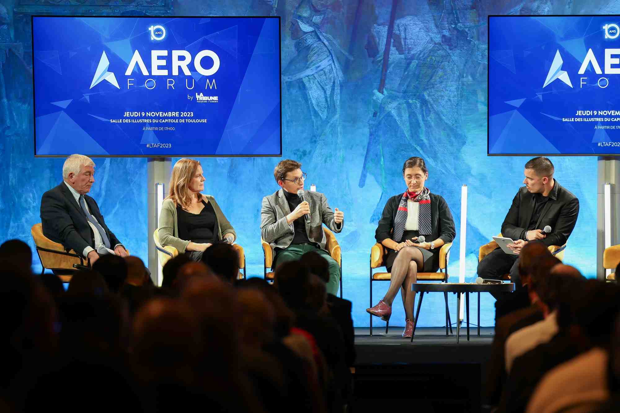 MIchel Wachenheim, Nathalie Duquesne, Jean-Christophe Lambert et Éléanor Sohier n'ont pas manqué de rappeler tout le chemin qui reste à parcourir pour la filière aéronautique afin de maîtriser son poids environnemental, à l'occasion des 10 ans de l'AéroForum, organisé par La Tribune jeudi 9 novembre.