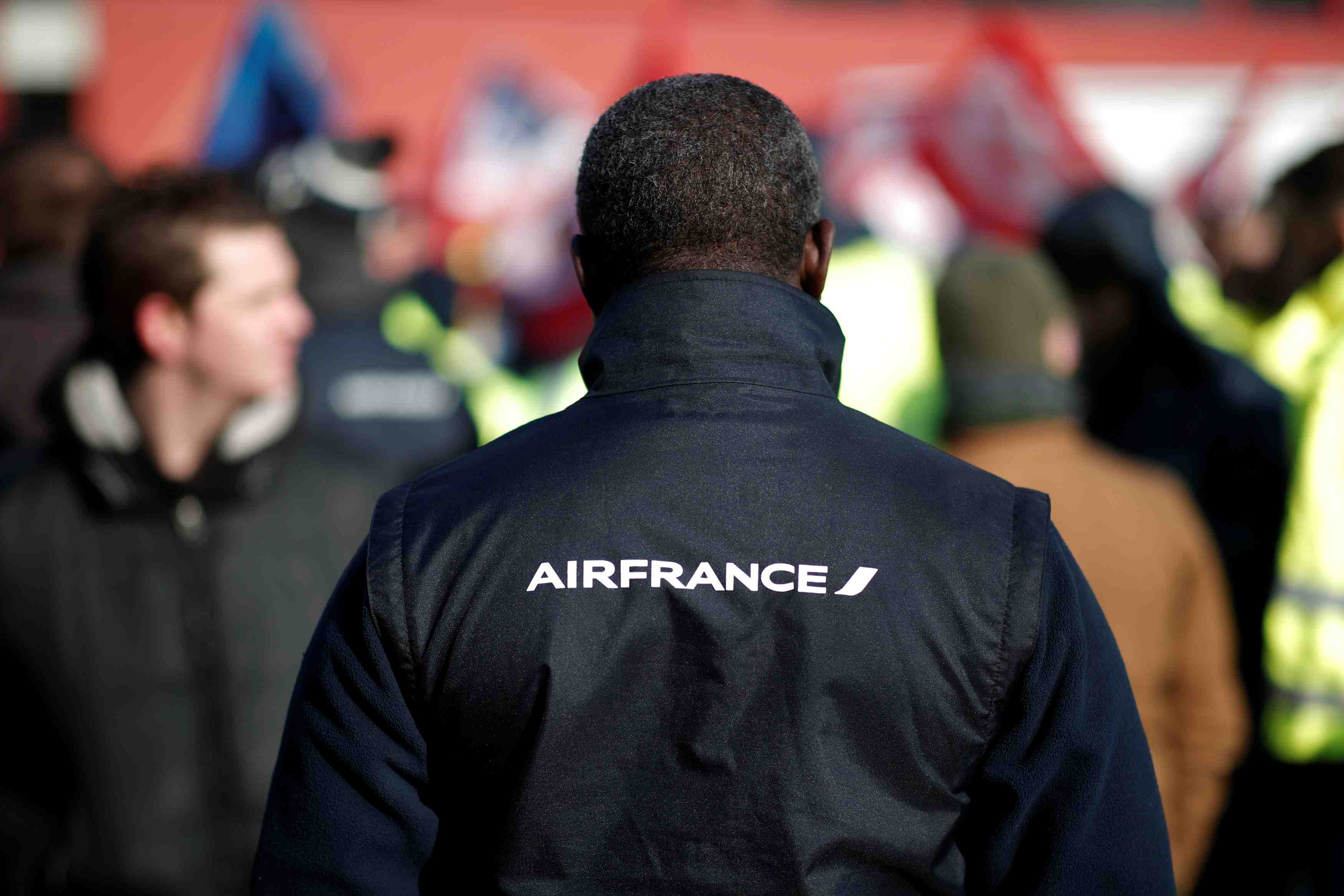 Air france propose un rattrapage de pouvoir d'achat aux syndicats