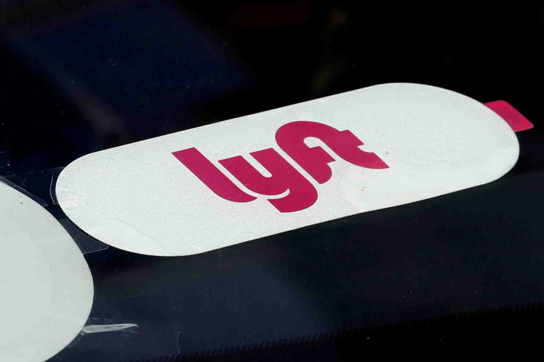 Usa: lyft, valorise 24,3 milliards de dollars, fera ses debuts a 72 dollars