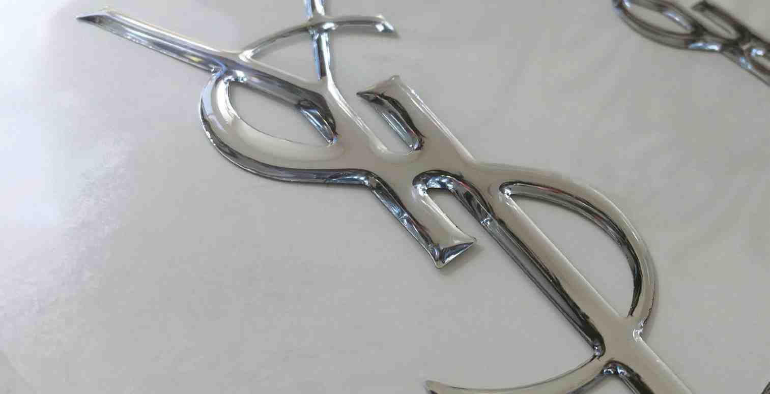 Logo YSL