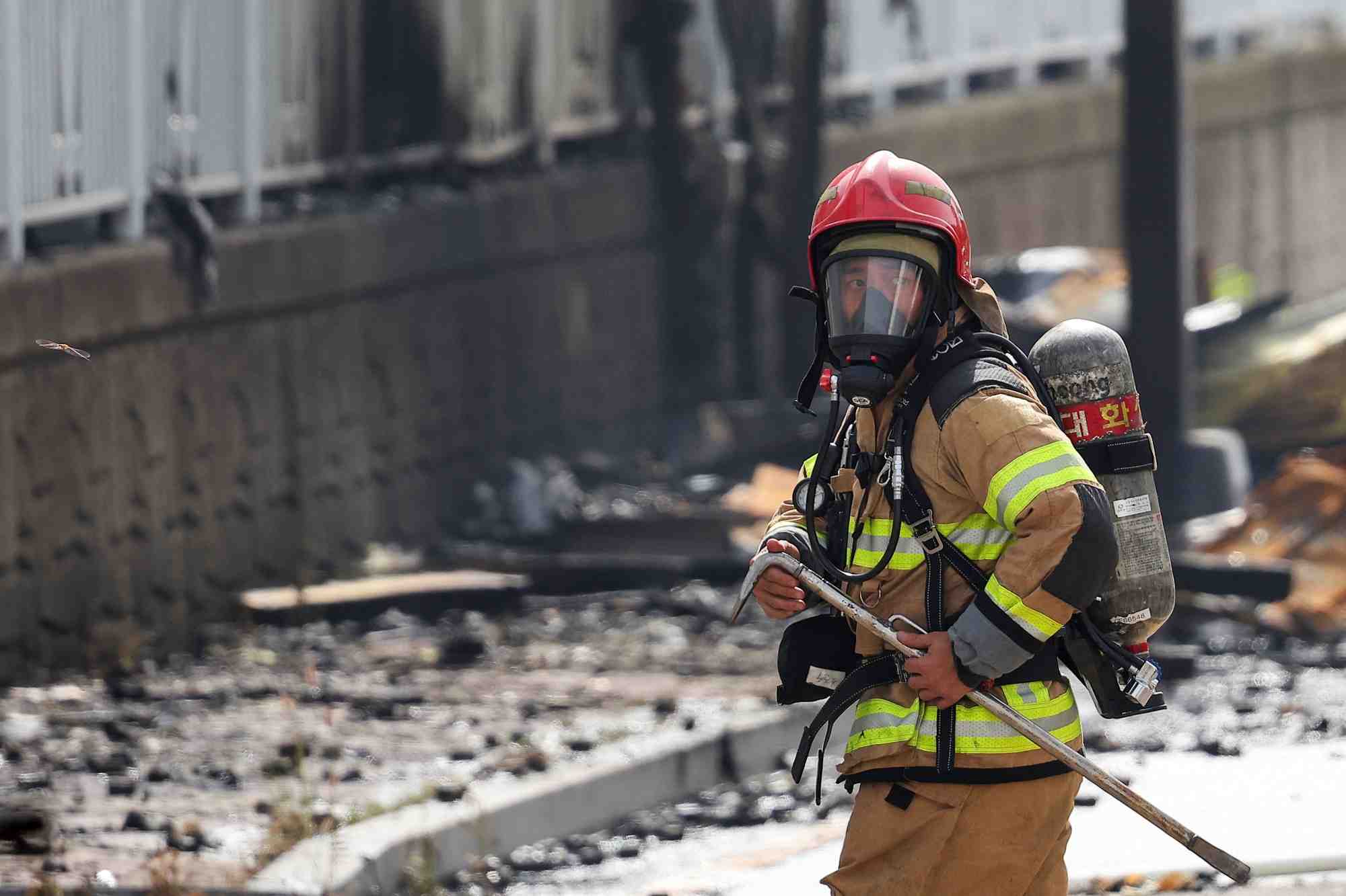 Incendie dans une usine de batteries au lithium a hwaseong