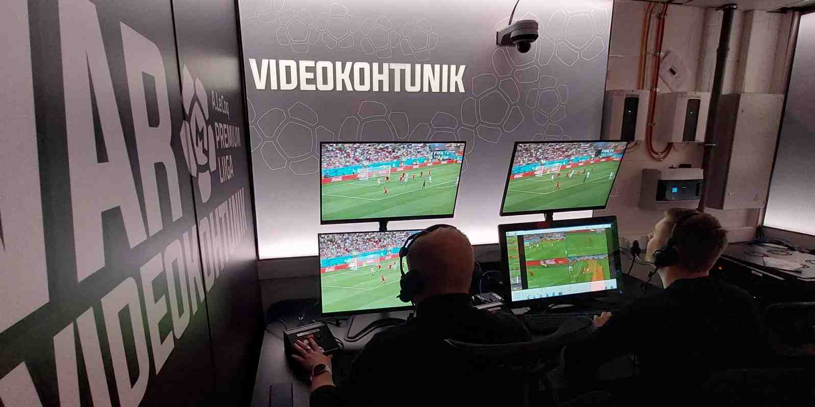 VOGO est spécialisée dans les solutions « smart stadium » audio et vidéo pour le monde du sport, notamment pour l'arbitrage vidéo, le diagnostic médical ou le coaching.