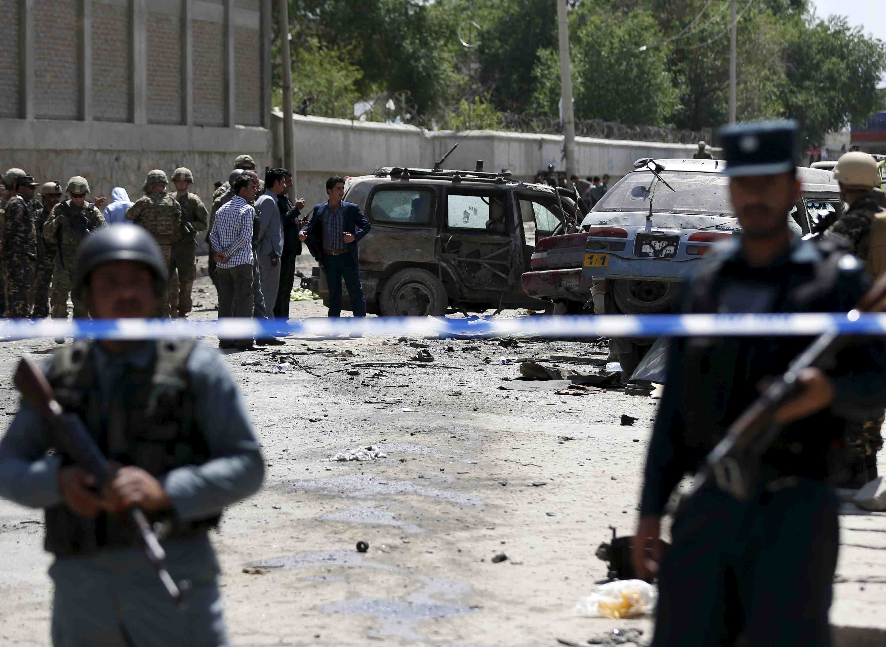 Attentat suicide contre une mission de police de l’ue en afghanistan