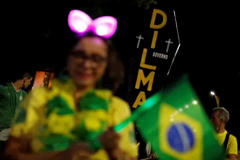 Dilma rousseff destituee au bresil