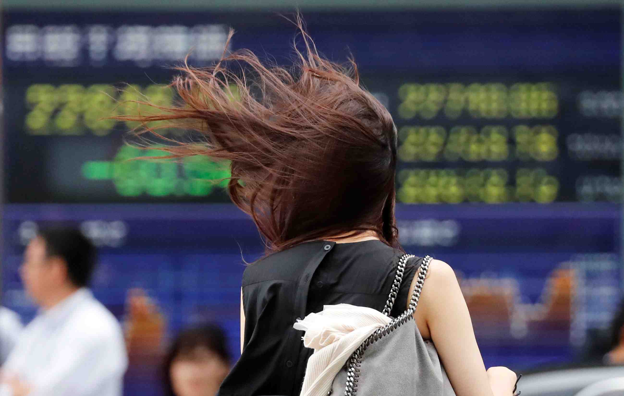 La bourse de tokyo finit en hausse