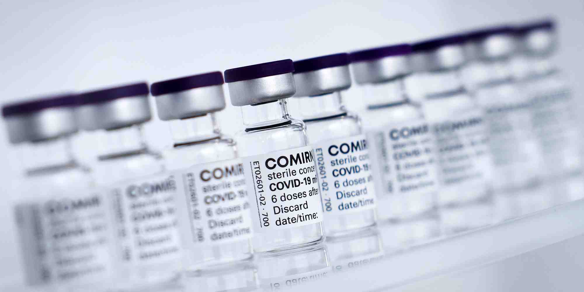 Pfizer et biontech deposent une demande dans l'ue pour leur vaccin chez les adolescents