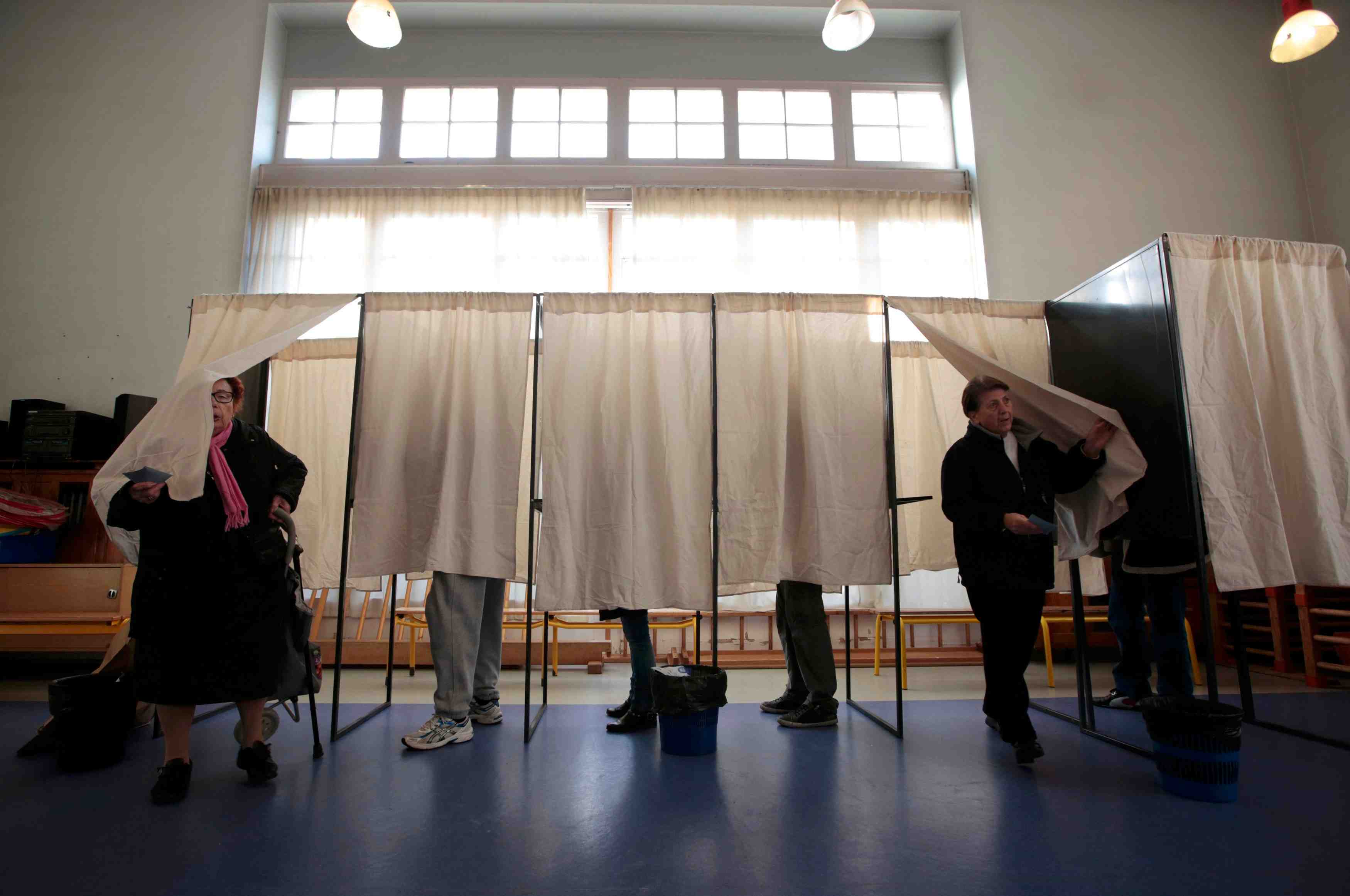 Taux de participation en hausse a midi