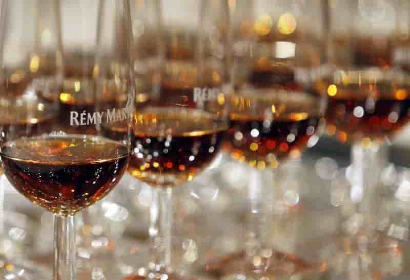 Remy cointreau releve son objectif de rentabilite a moyen terme