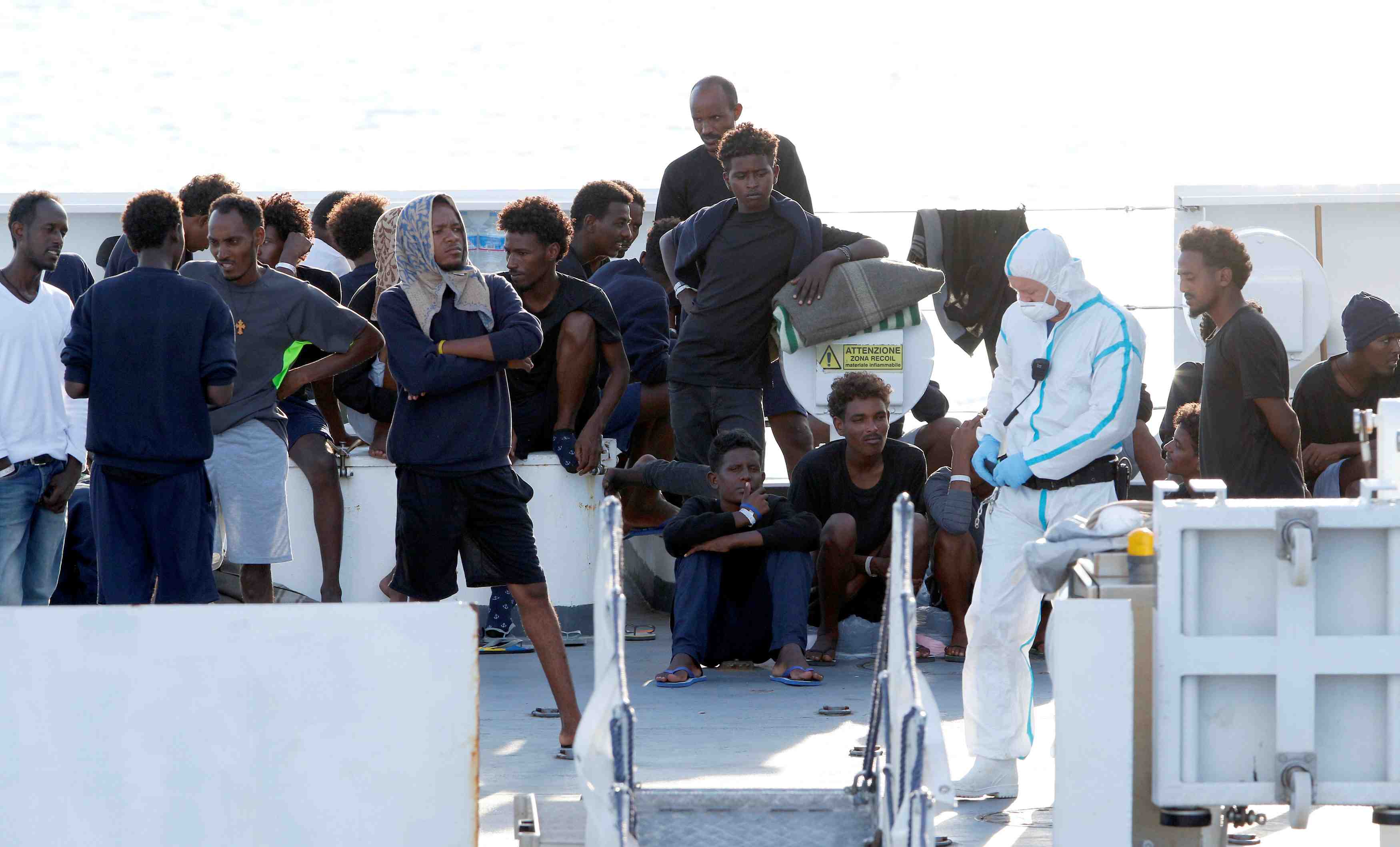 Migrants du diciotti: di maio donne 24 heures a la commission europeenne