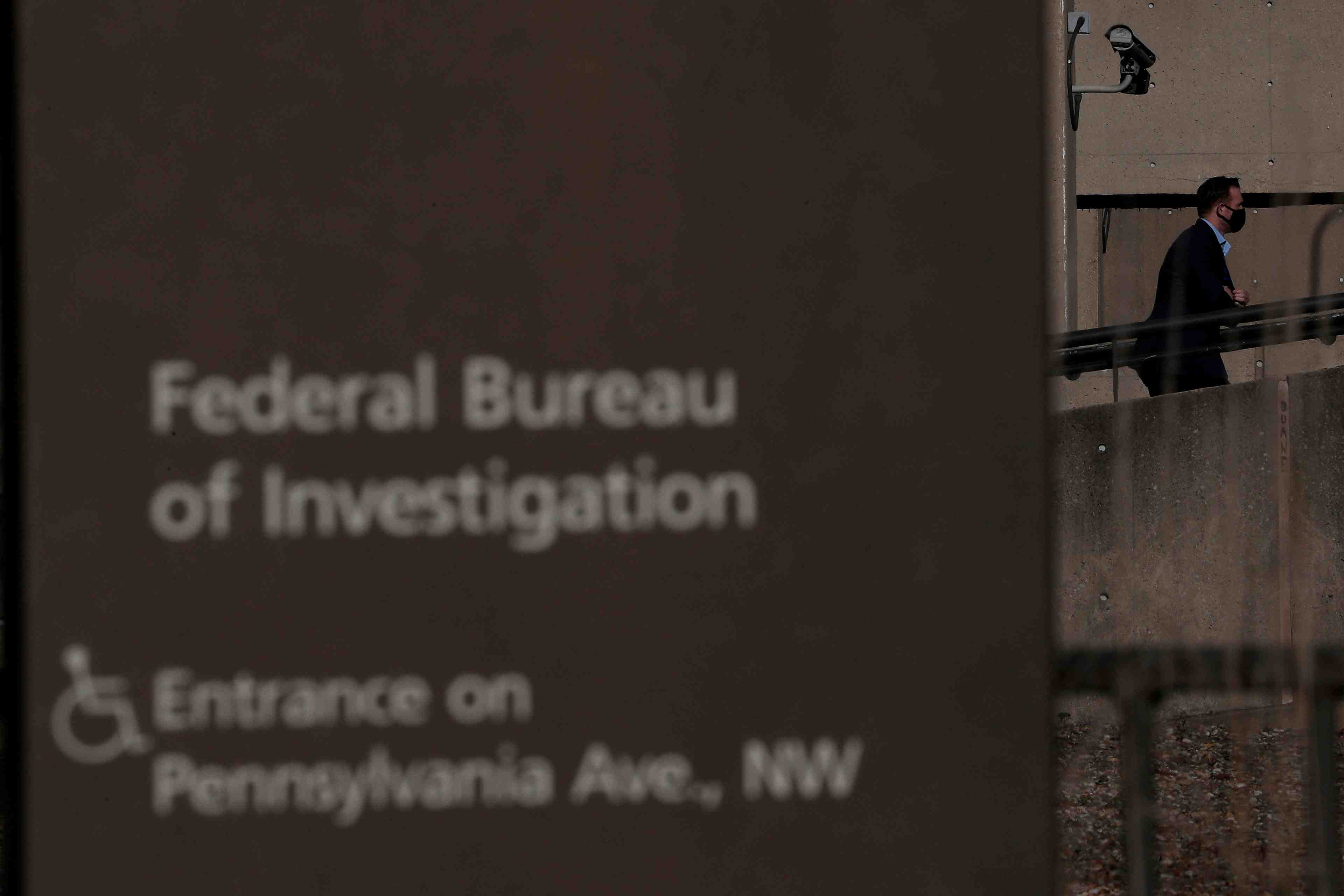 Usa: le fbi met en garde contre le risque de manifestations armees avant l'investiture de biden
