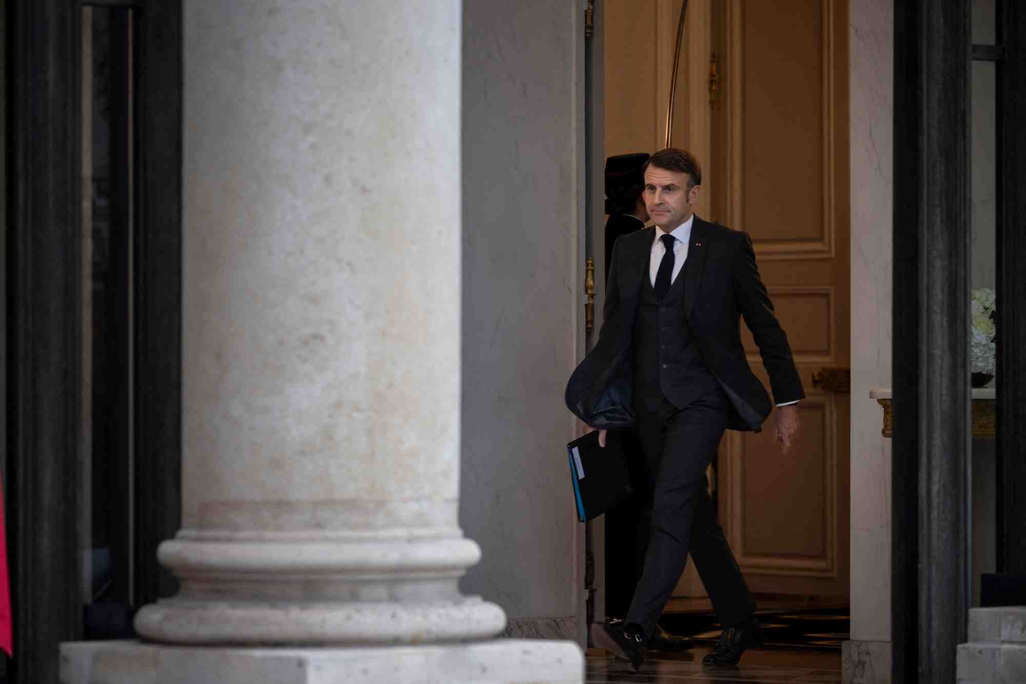 Le président de la République fait le déplacement ce jeudi en Ukraine pour avancer sur le dossier ukrainien.