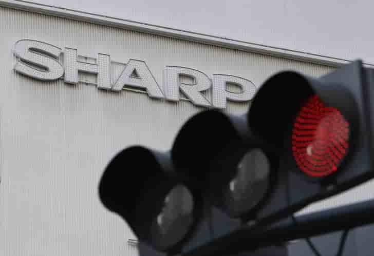 Sharp avertit sur ses resultats annuels
