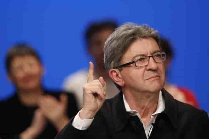 La primaire a gauche fait le jeu de macron plus que de melenchon