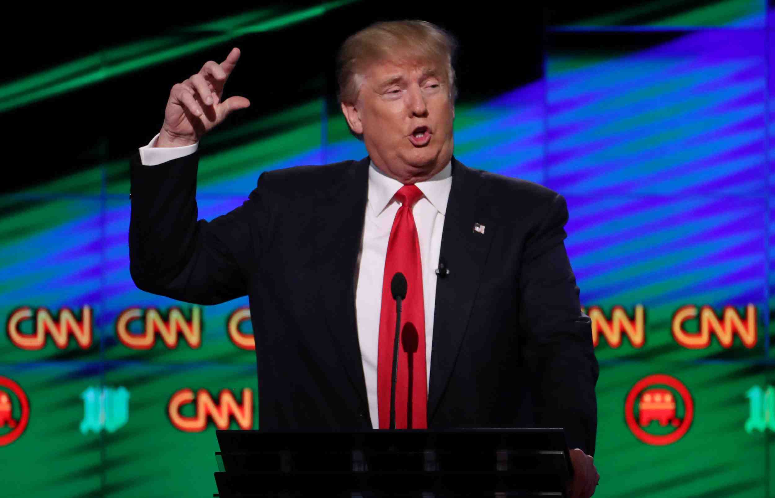 Trump cogne sur cnn, qui deplore son comportement "pueril"