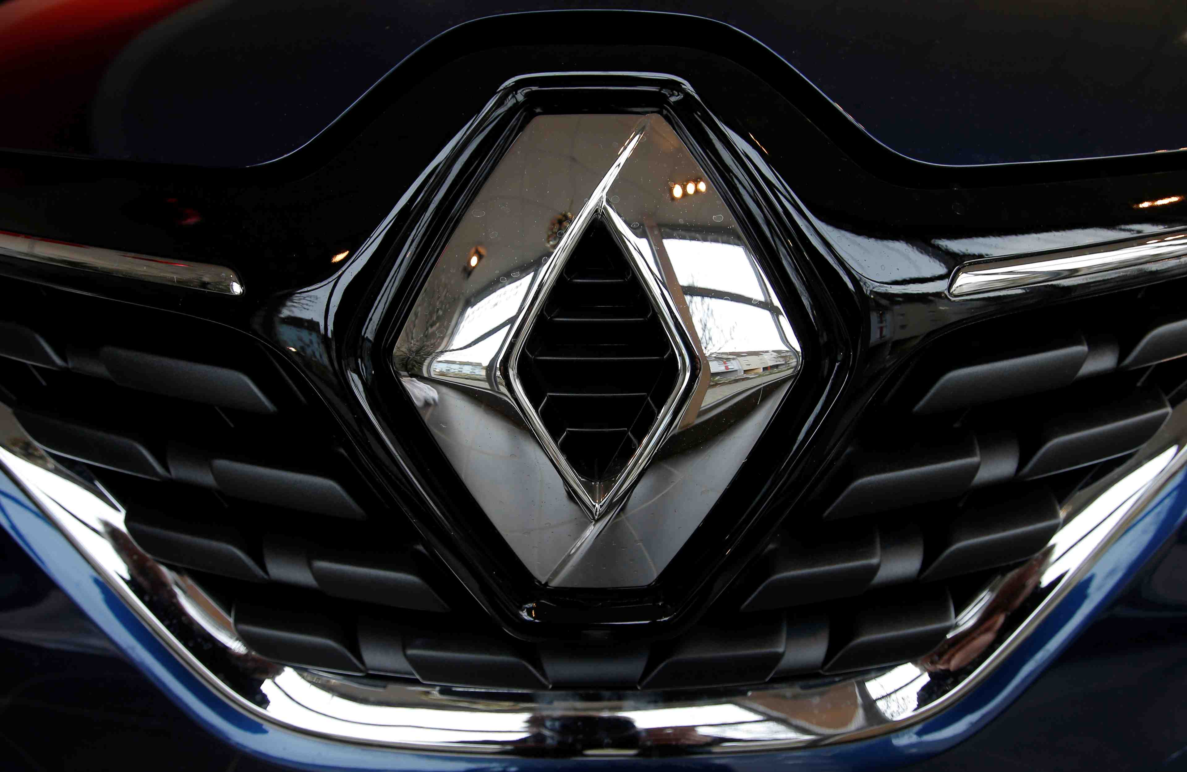 Le nouveau directeur commercial de psa vient de renault