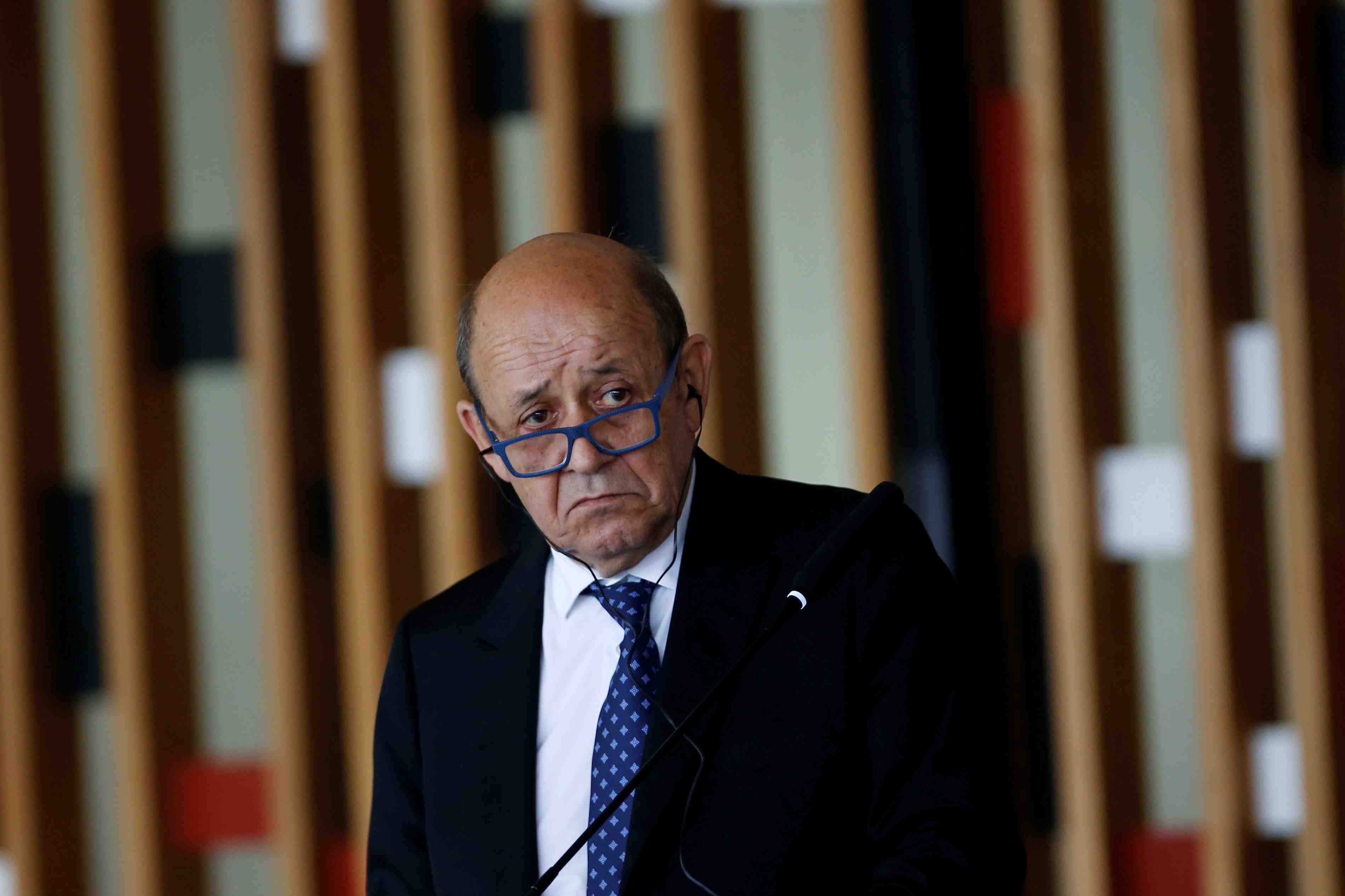Iran: les discussions sur une ligne de credit toujours en cours, dit le drian