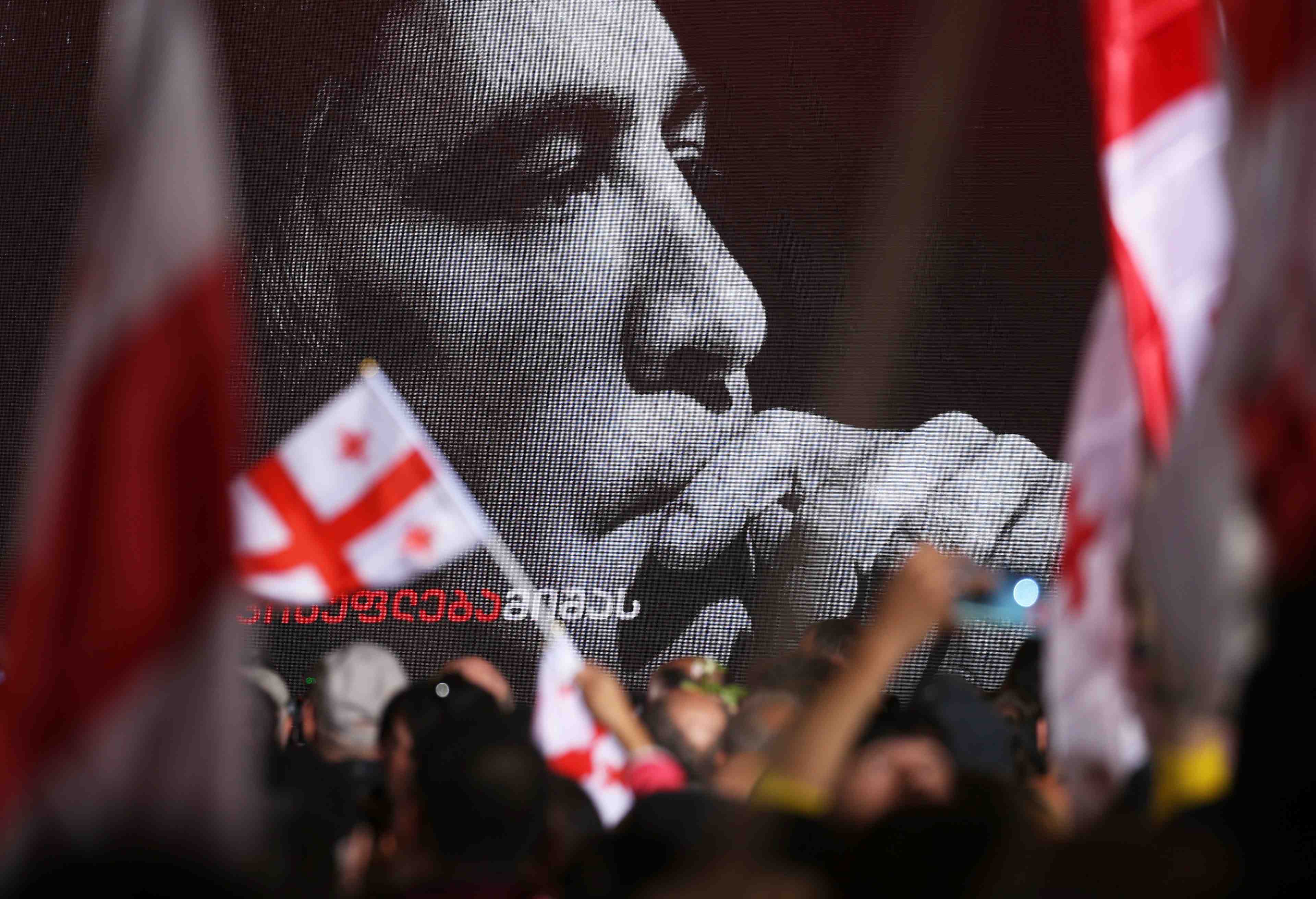 Georgie: transfusion sanguine pour l'ex-president saakachvili en greve de la faim