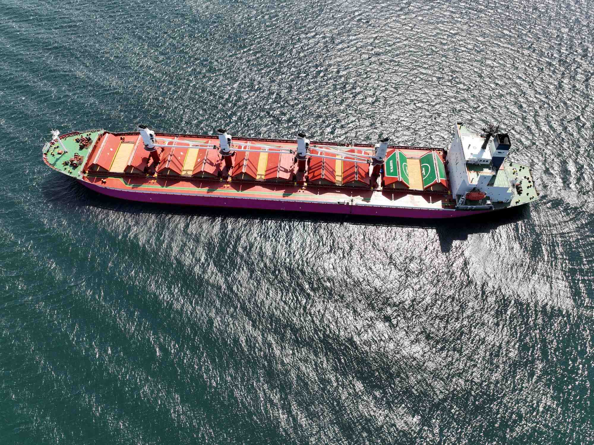 Le vraquier tk majestic, transportant des cereales de la mer noire