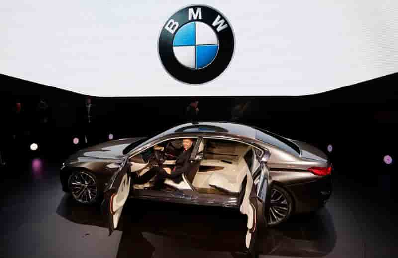 BMW présente sa limousine "Vision Future Luxury"