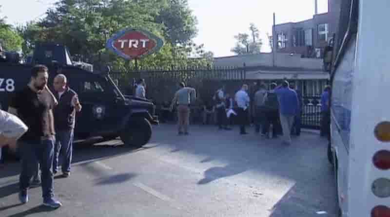 Turquie: mandats d'arret contre d'ex-employes de la television