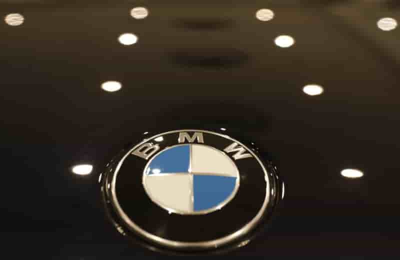 Bmw passe en revue des scenarios mais reaffirme ses perspectives