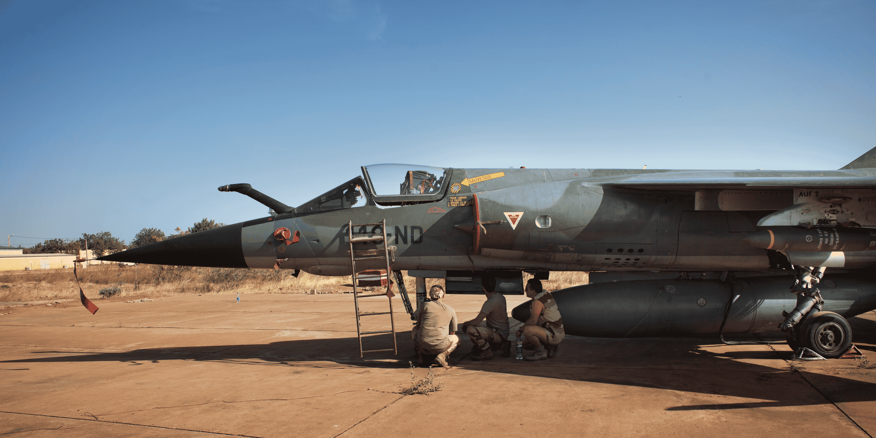 Armée française avion de chasse mirage militaires air force