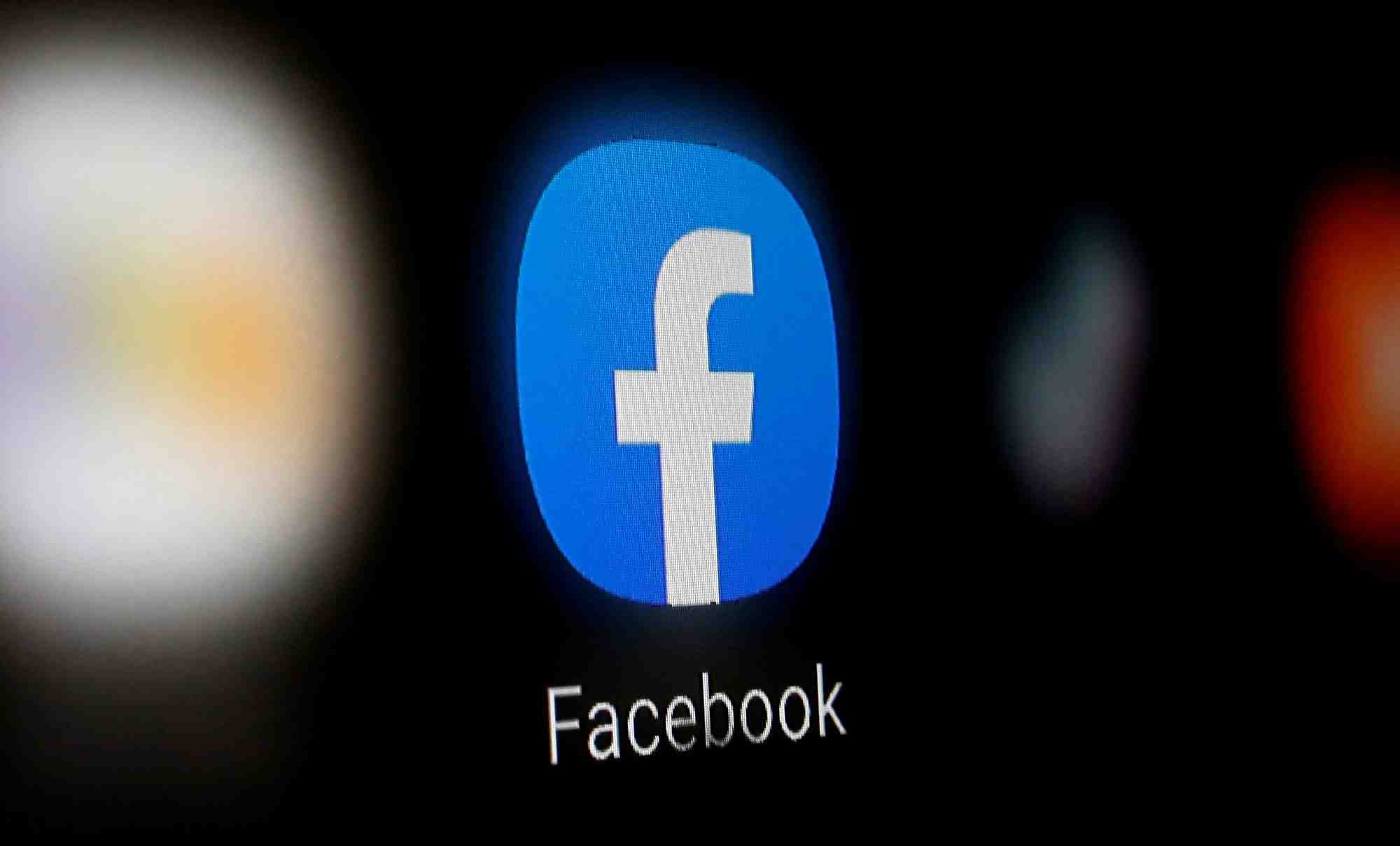 La maison blanche reproche a facebook du laxisme sur la desinformation liee au covid
