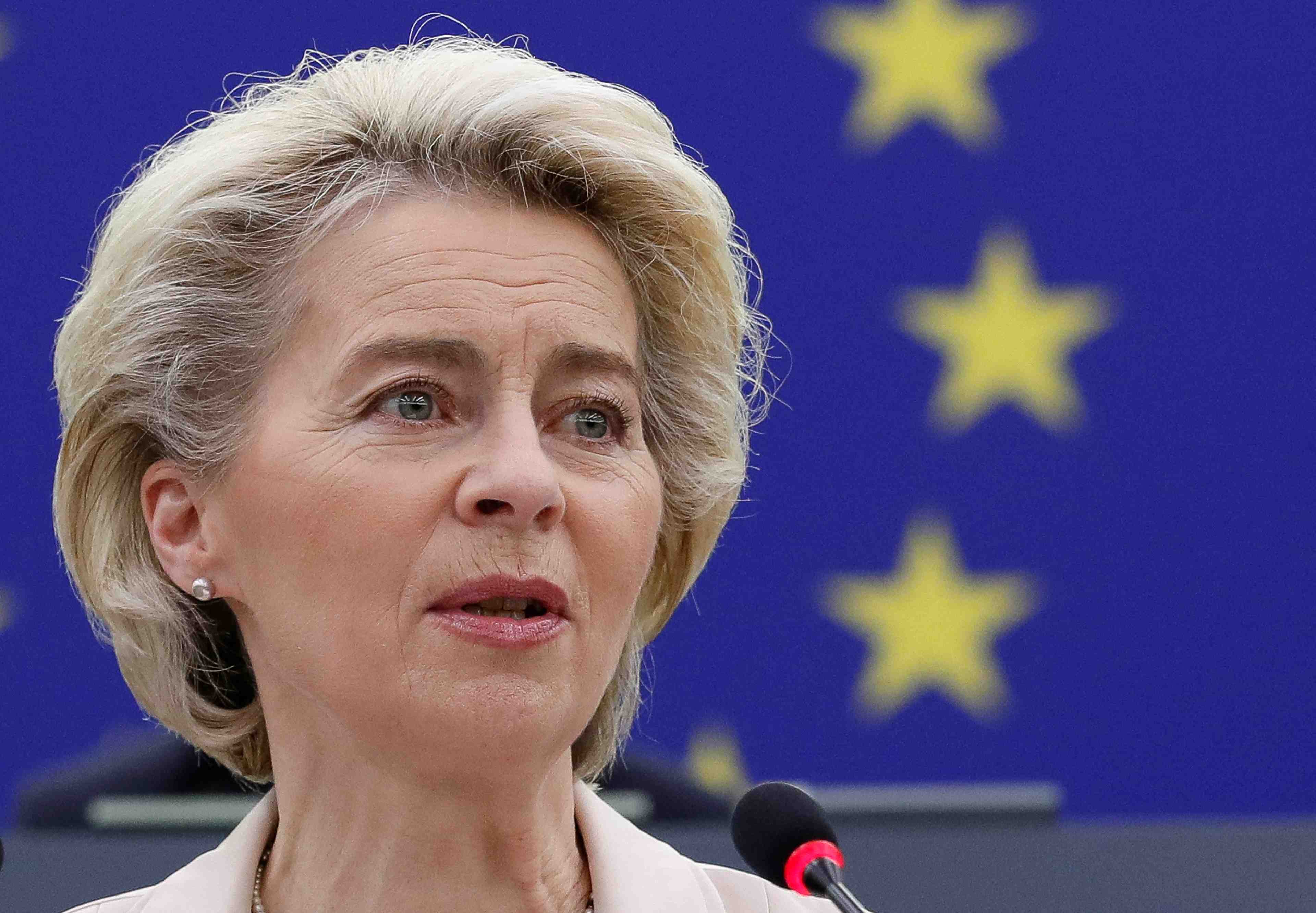 L'union europeenne prete a prendre des mesures "sans precedent" contre la russie, dit von der leyen