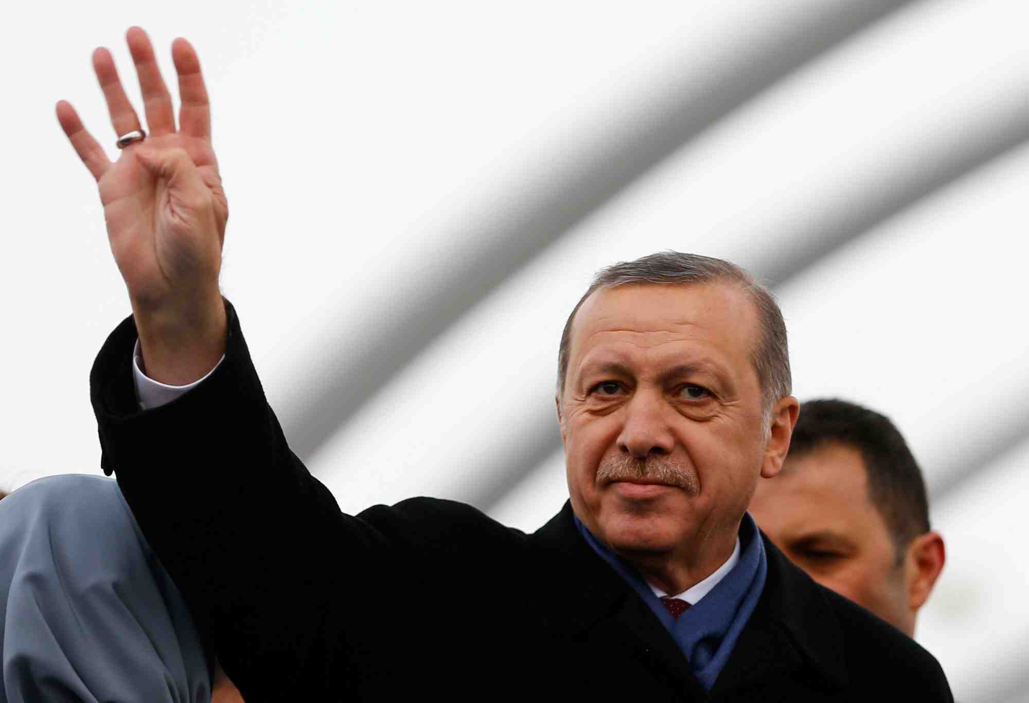 Les pays nordiques doivent respecter leurs promesses pour que la turquie ratifie l'accord de l'otan, dit erdogan