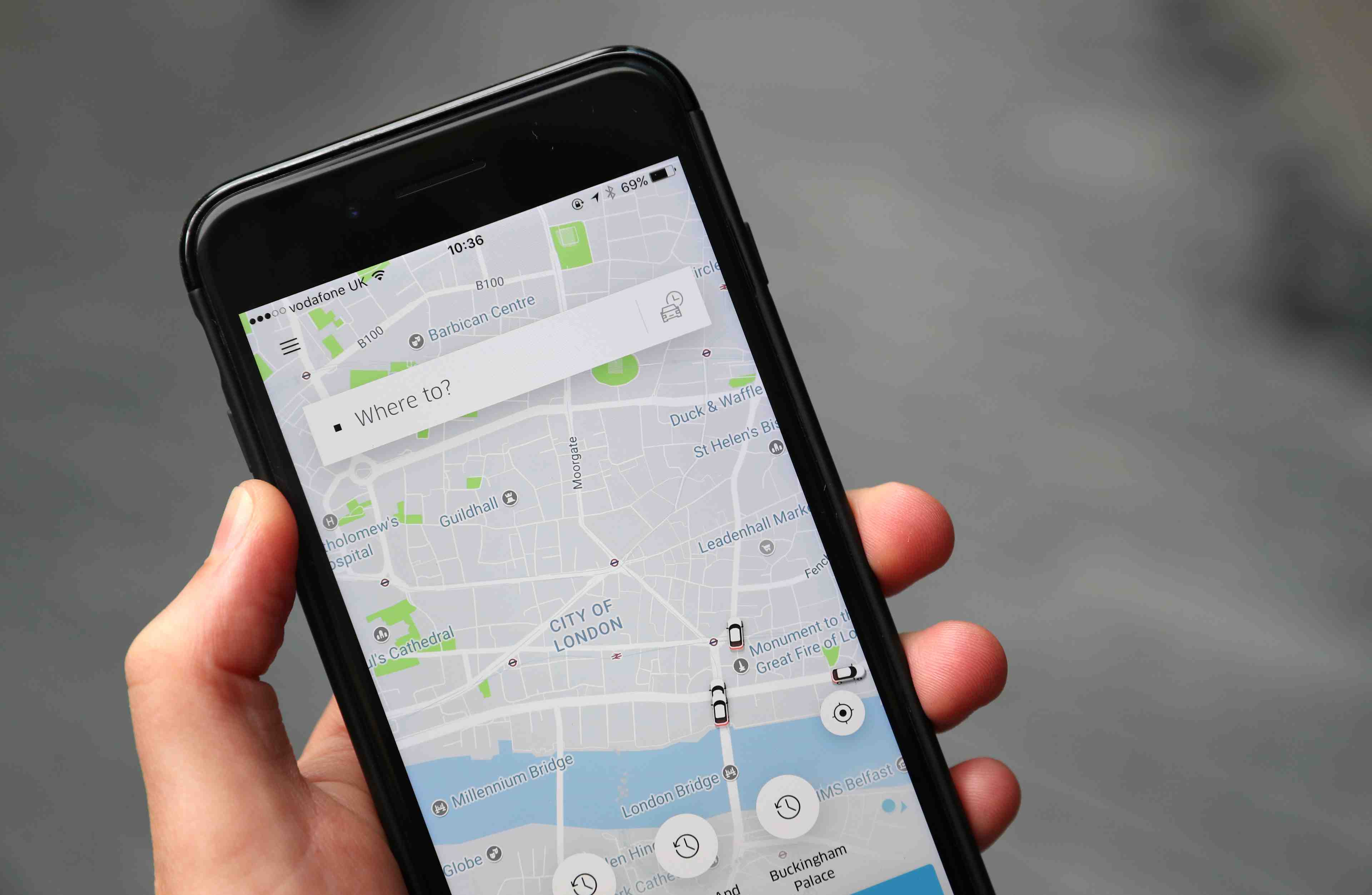 May juge disproportionne le retrait de licence a uber a londres