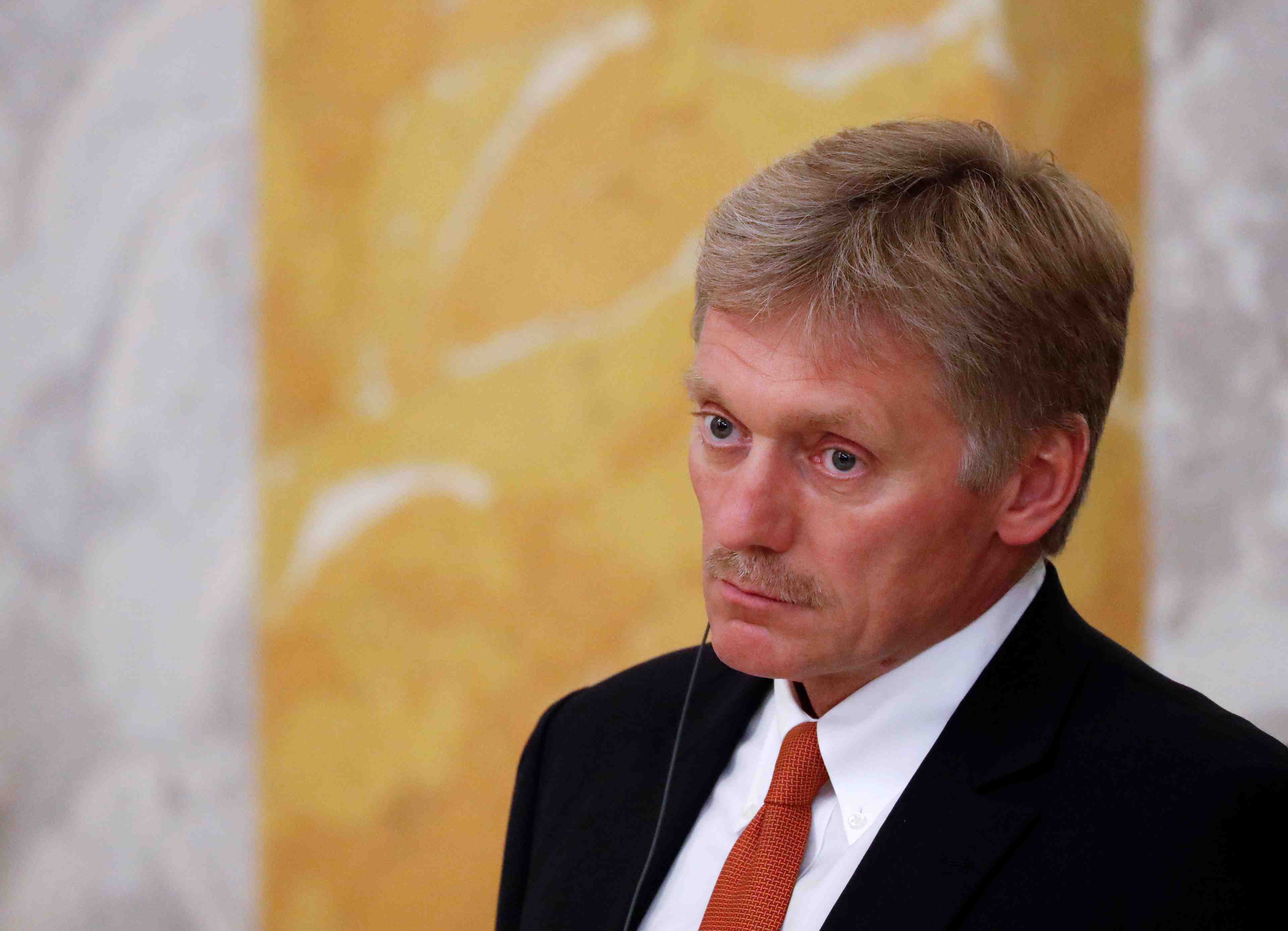 "gilets jaunes": le kremlin dement toute ingerence