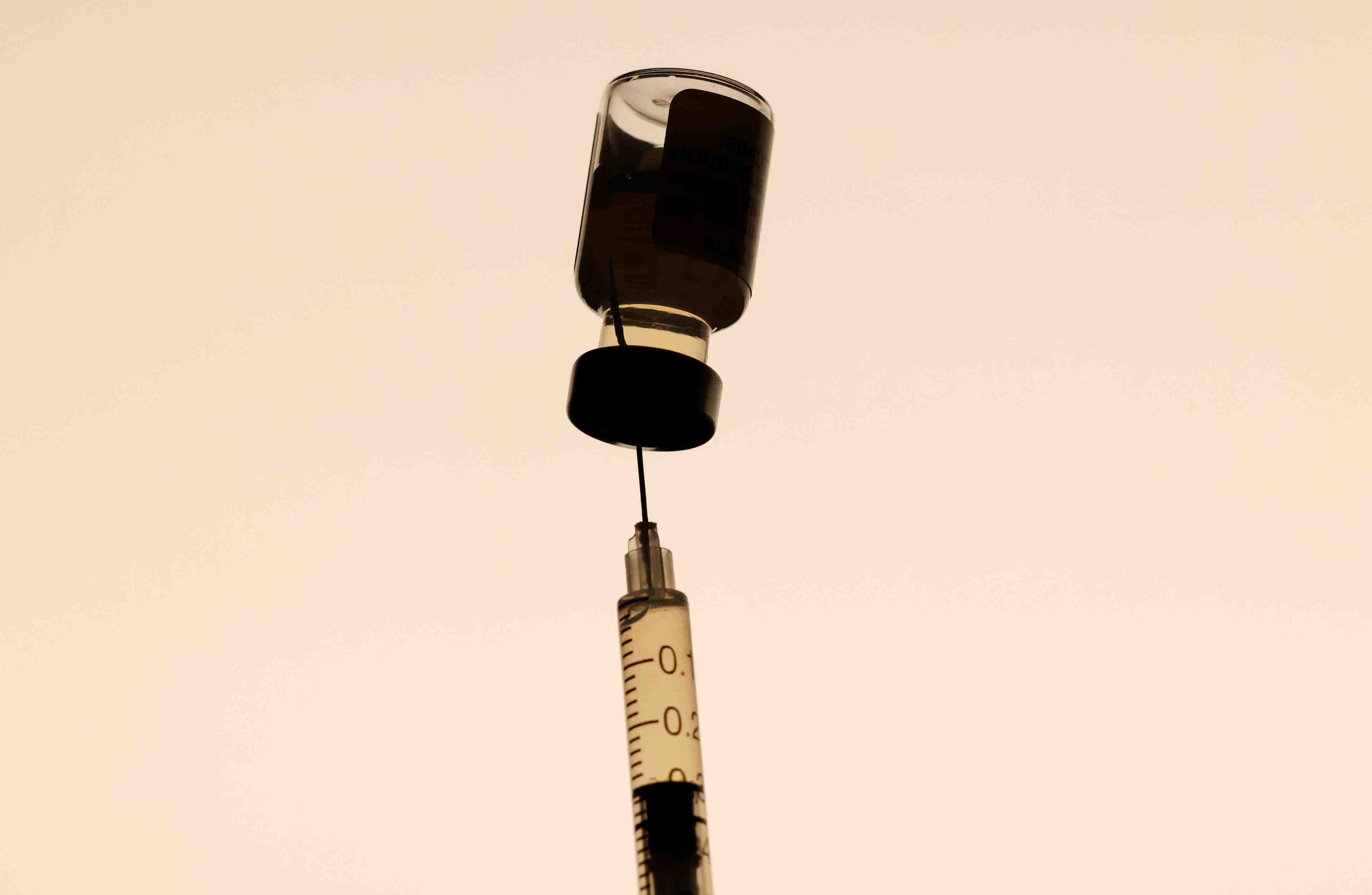 Coronavirus: la has opte pour la combinaison vaccinale apres les restrictions sur astrazeneca