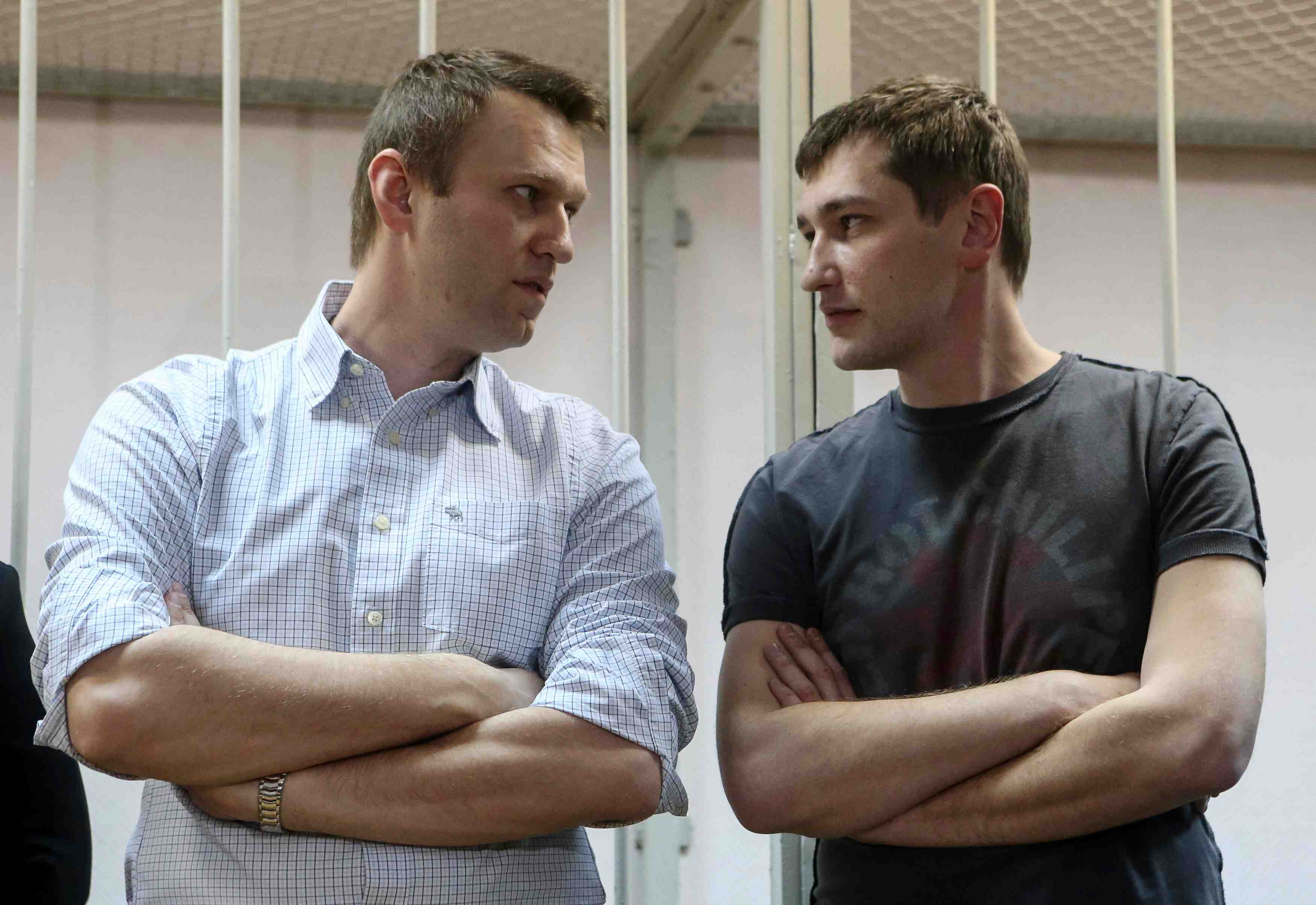 Le frere de navalny sur la liste des personnes recherchees en russie