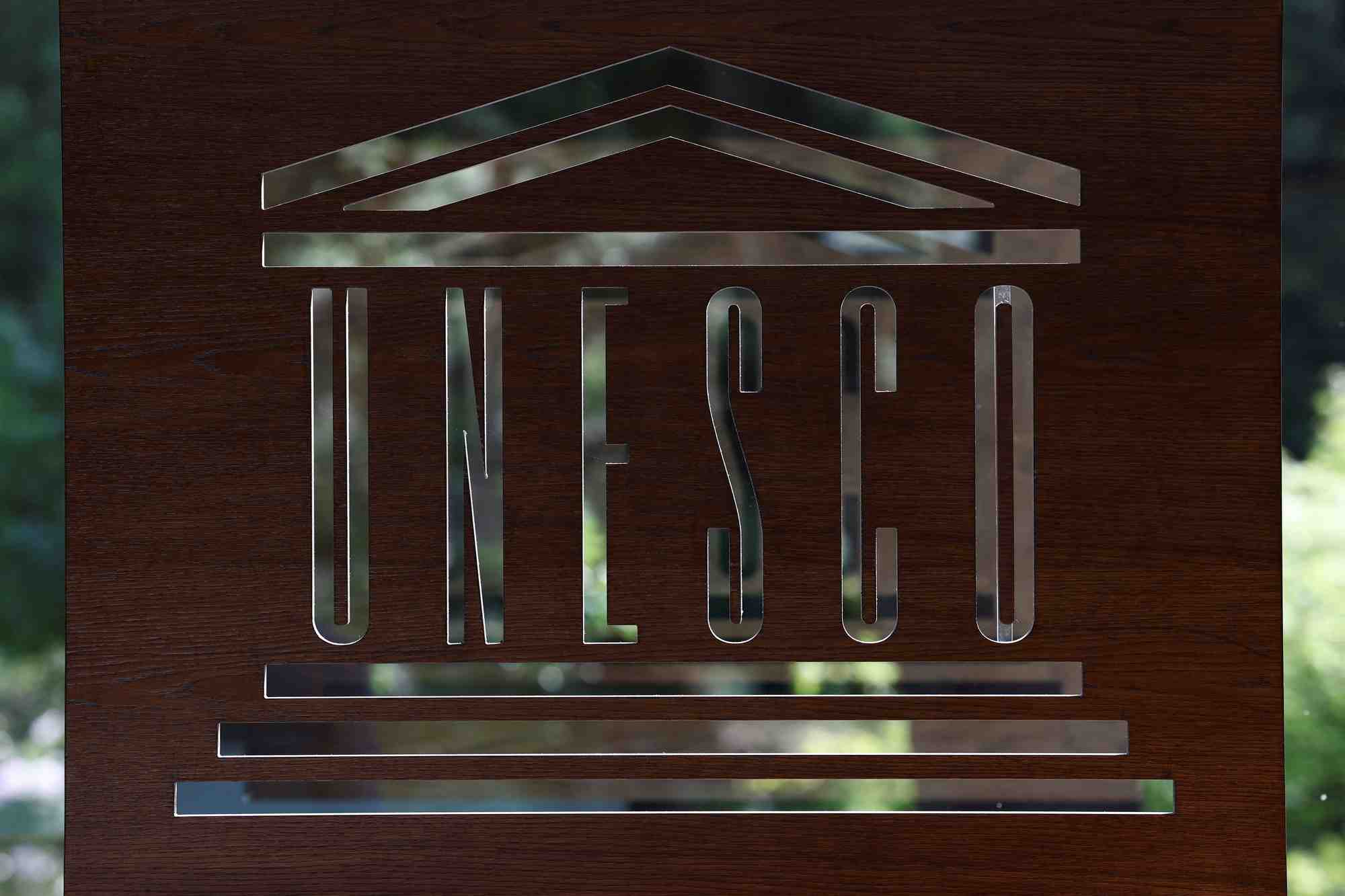 Le logo de l'unesco a paris, en france