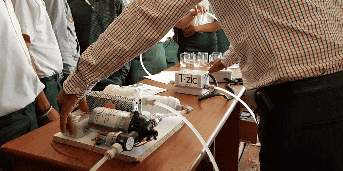 Le système de désinfection de l'eau par LED UV créé par T.Zic