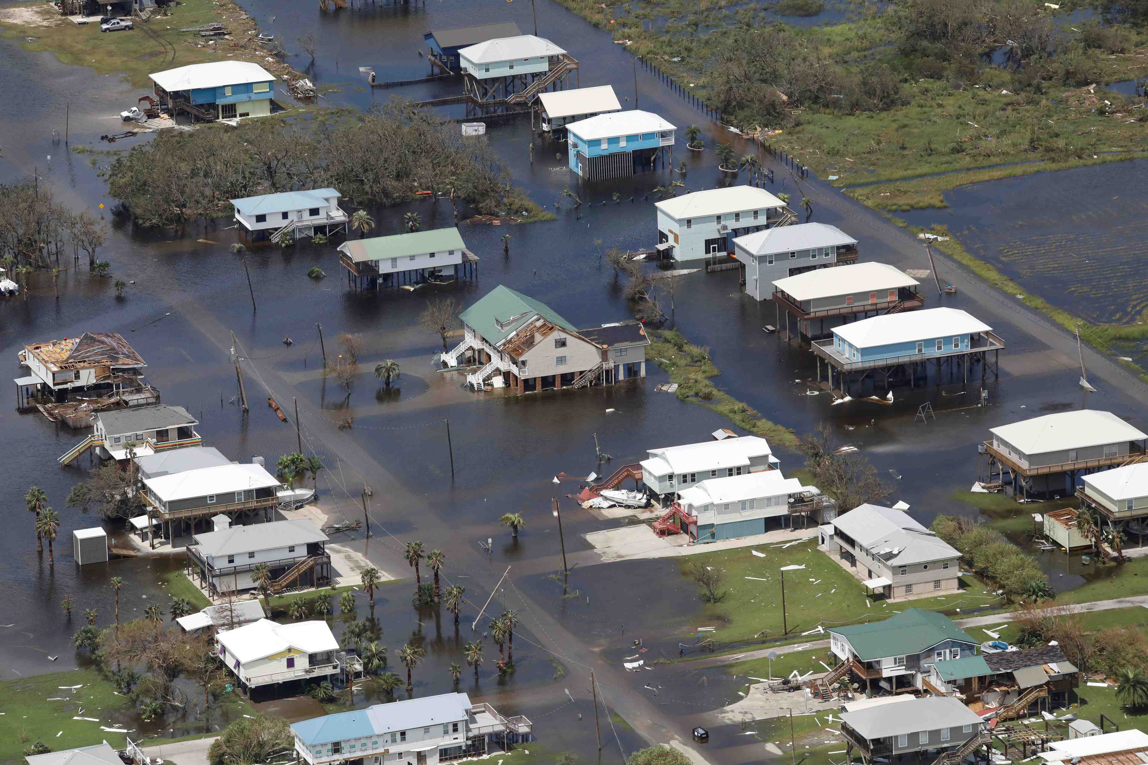 Ida: la louisiane pourrait etre privee de courant pendant un mois