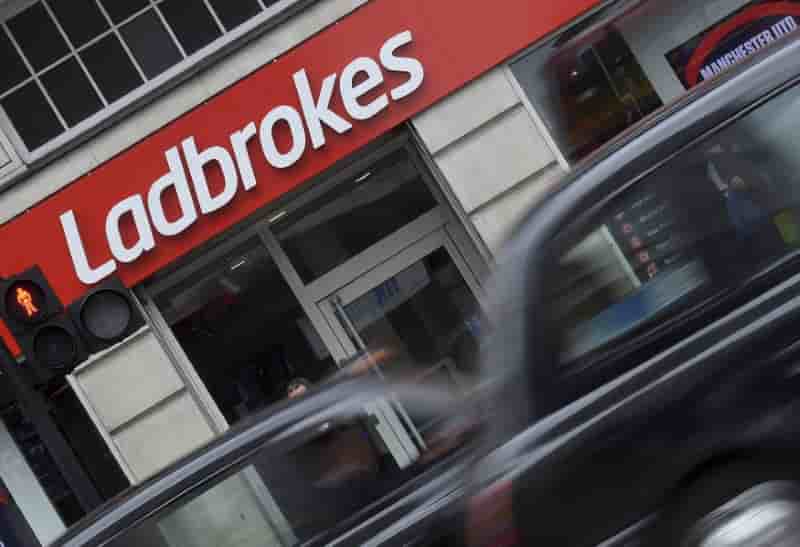 Gvc achete le bookmaker ladbrokes 4 milliards de livres