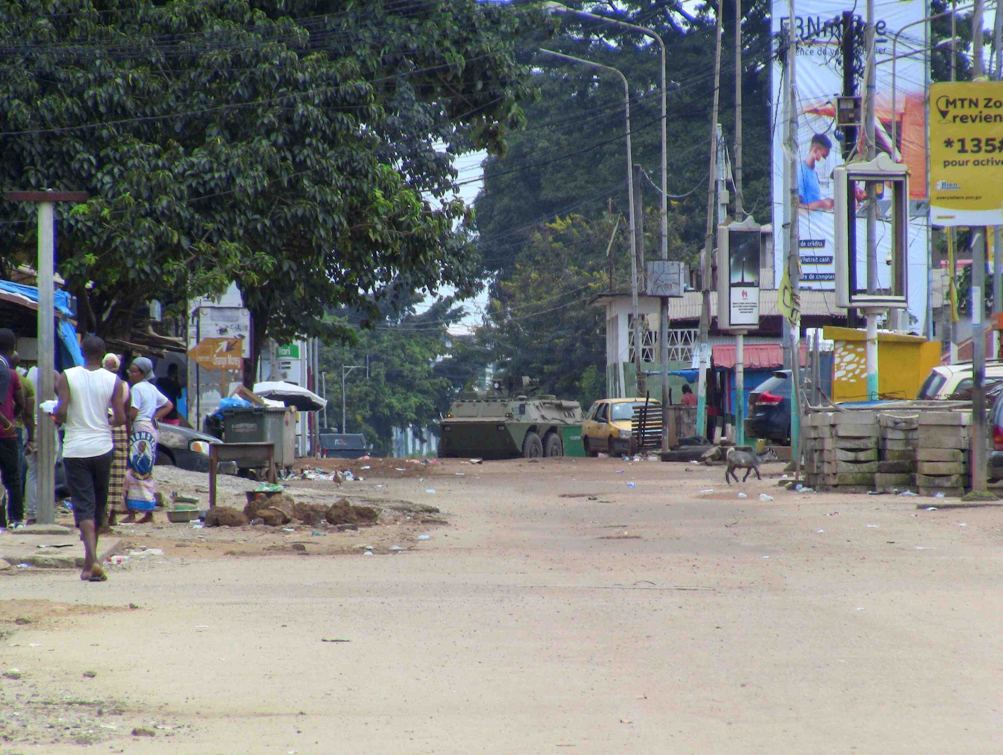 Tentative de putsch en guinee, des soldats annoncent la dissolution du gouvernement