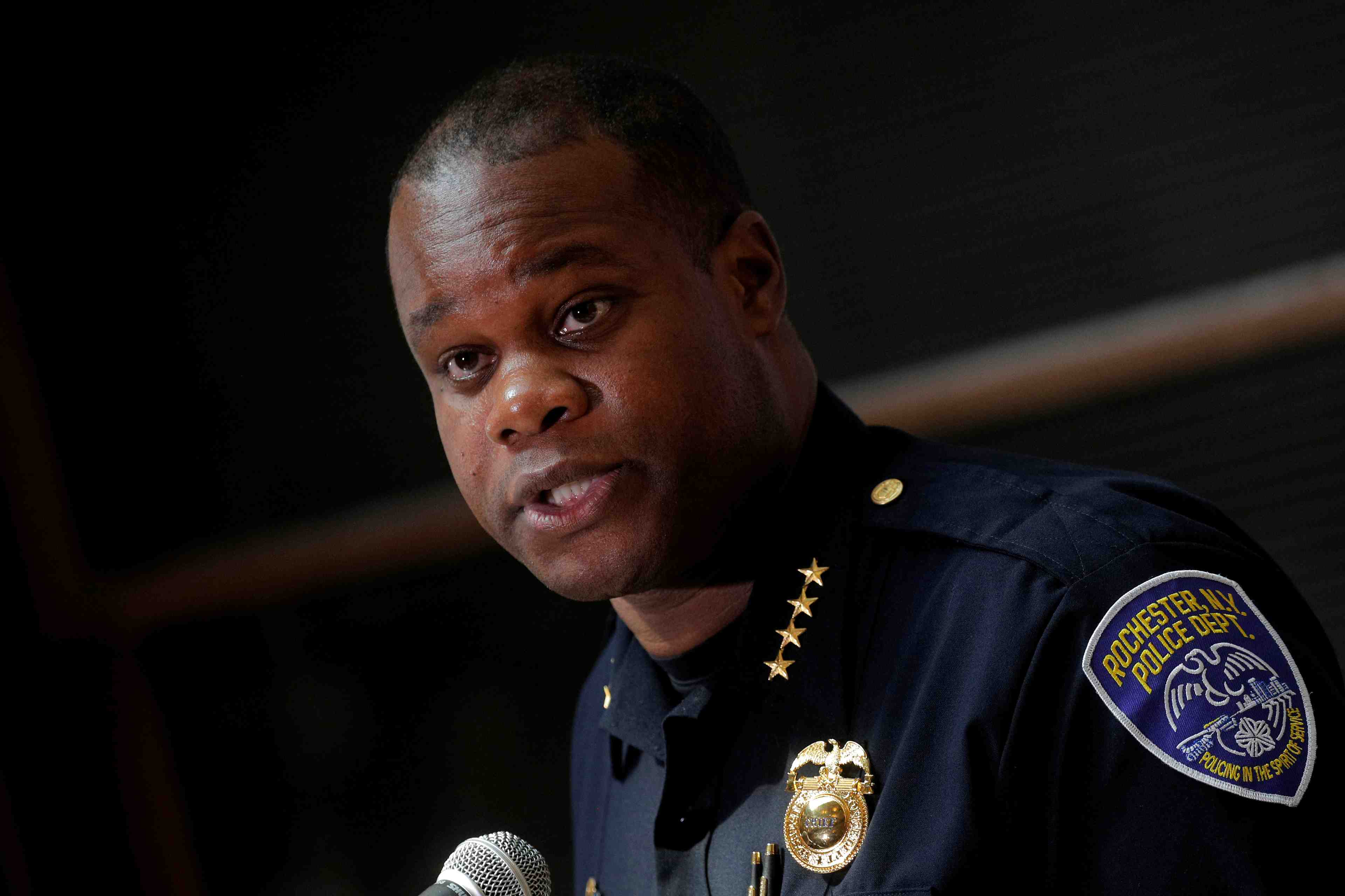 Usa: le chef de la police de rochester limoge apres la mort d'un homme noir