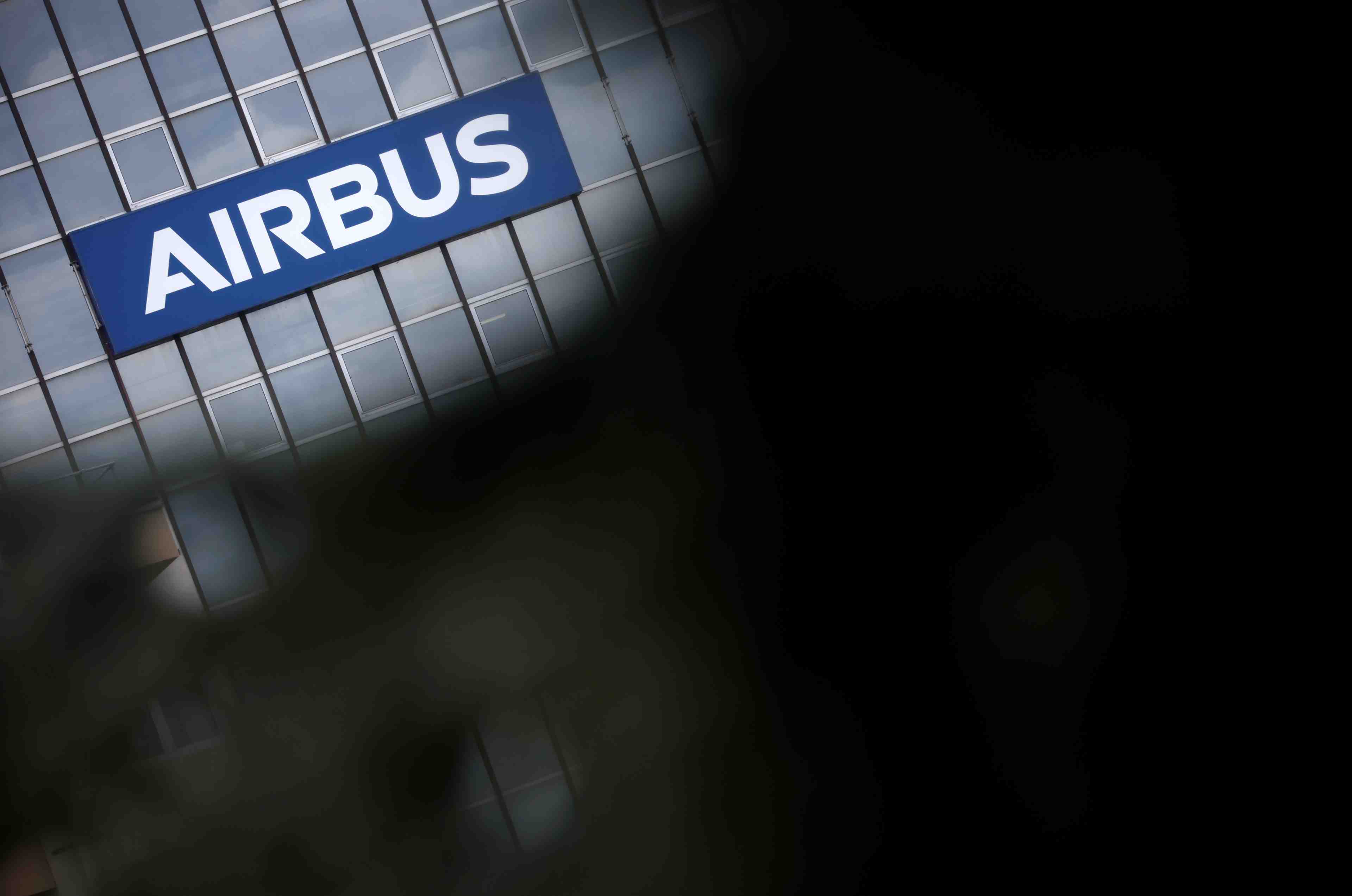 Grande-bretagne: la ministre du commerce parie sur un reglement du conflit airbus-boeing d'ici juillet