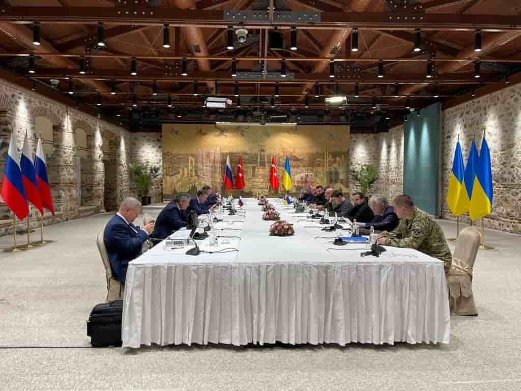 La russie va "reduire" son activite militaire a kyiv et tchernihiv