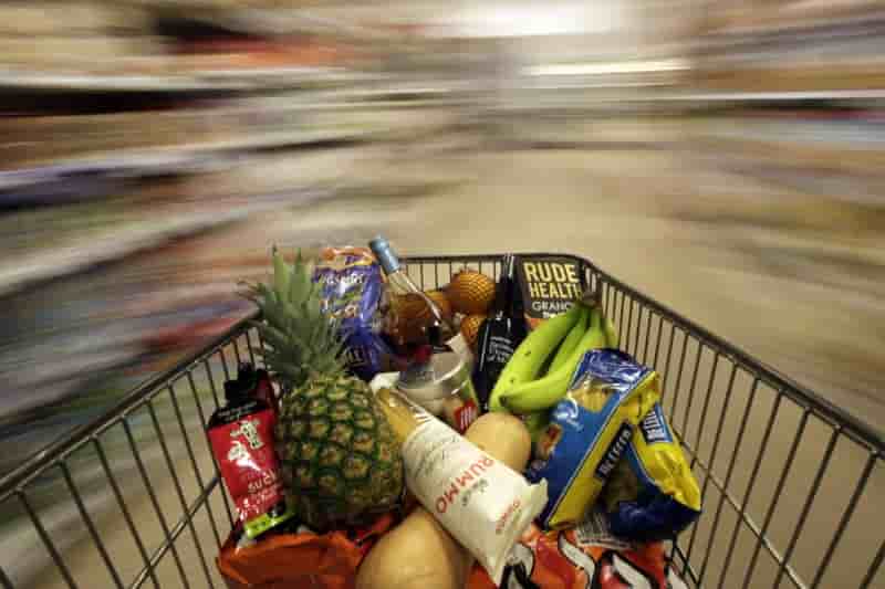 Grande-bretagne: l'inflation ralentit plus que prevu en fevrier
