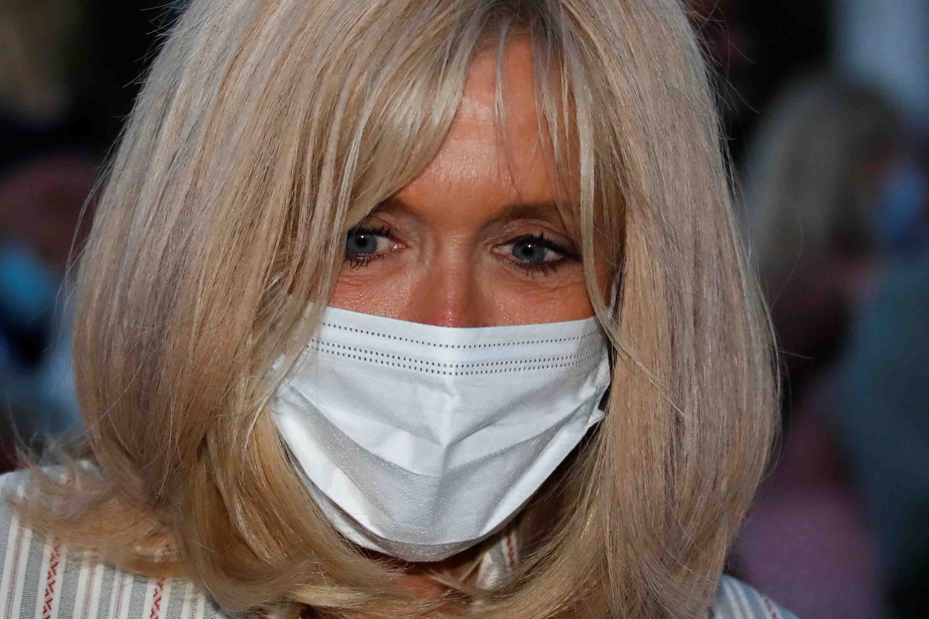 Coronavirus: brigitte macron, cas contact, va s'isoler sept jours