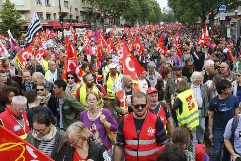 Le prefet de paris prone un rassemblement statique jeudi