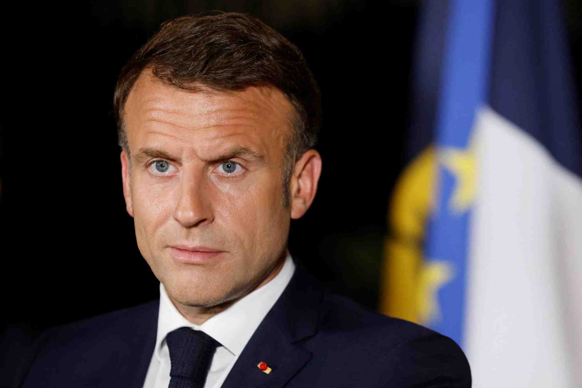 Emmanuel macron lors d'un discours en nouvelle-caledonie