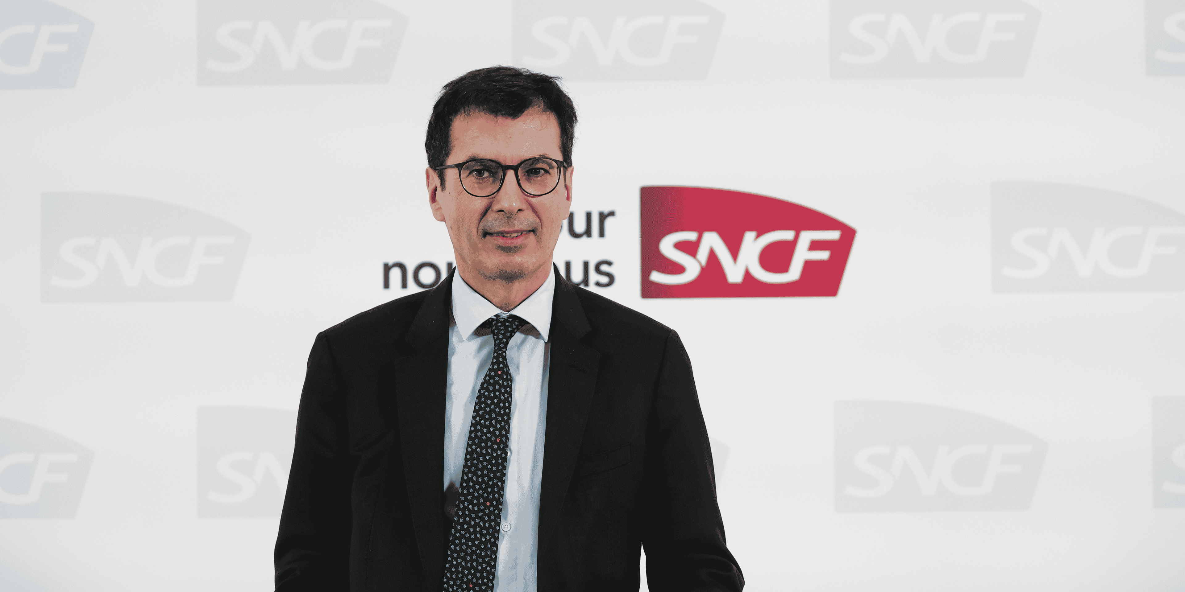 Photo du president-directeur general de la sncf, jean-pierre farandou