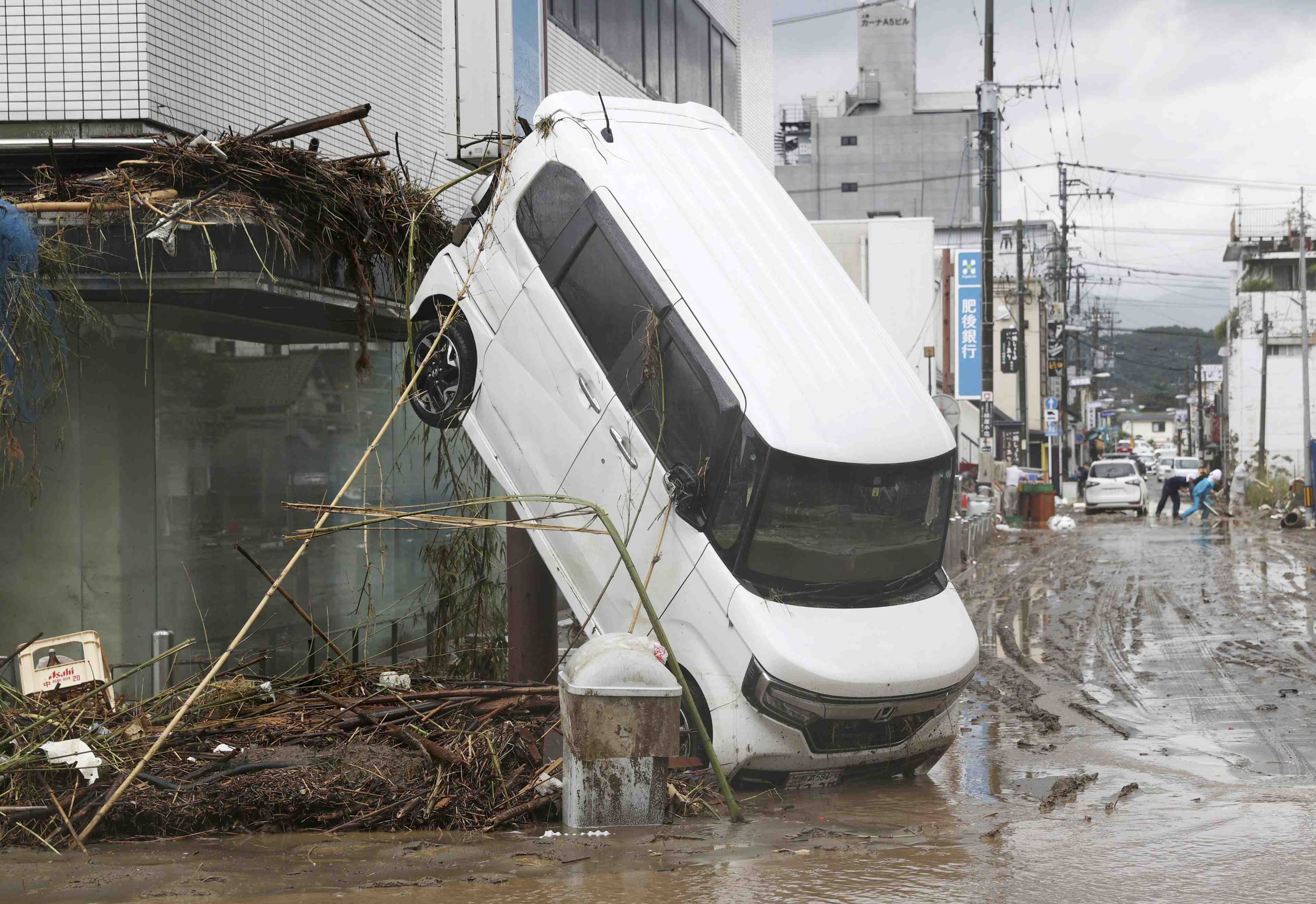 Japon: le bilan des inondations pourrait etre porte a 40 morts
