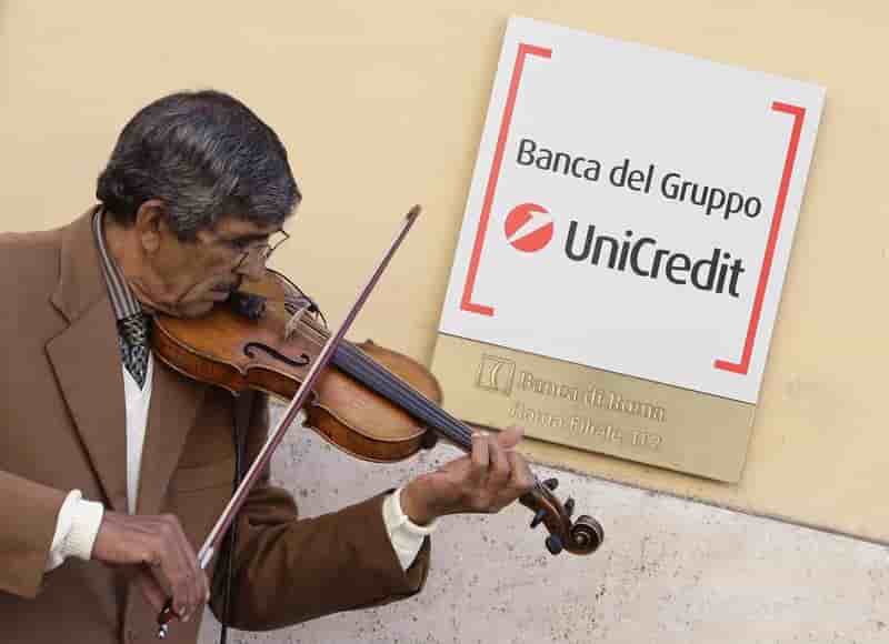 Unicredit renforce son ratio cet1 au troisieme trimestre