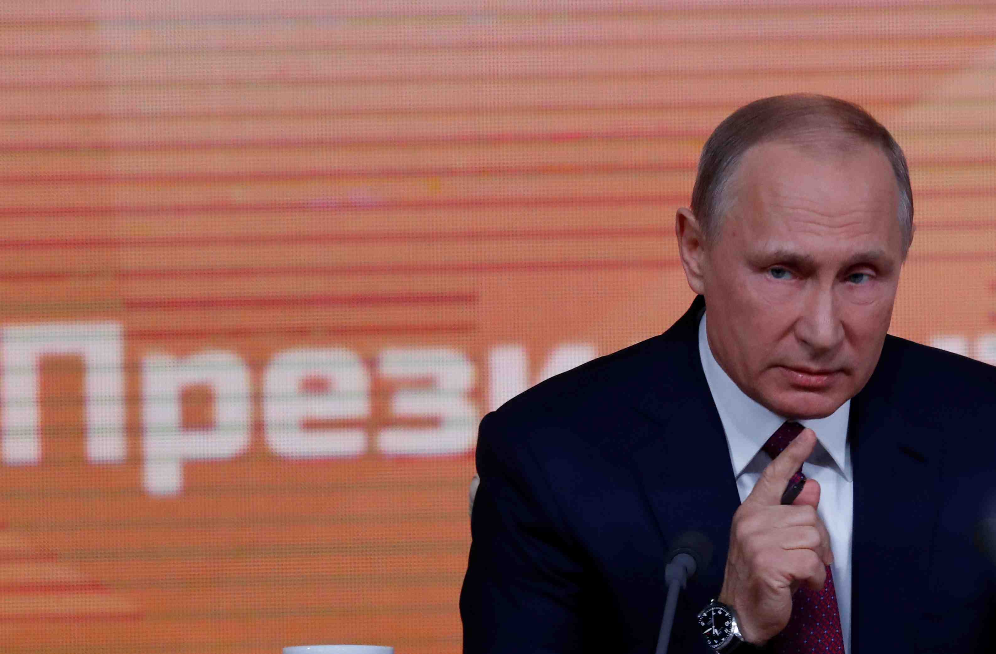 Risque de "massacre" dans l'est de l'ukraine, dit poutine