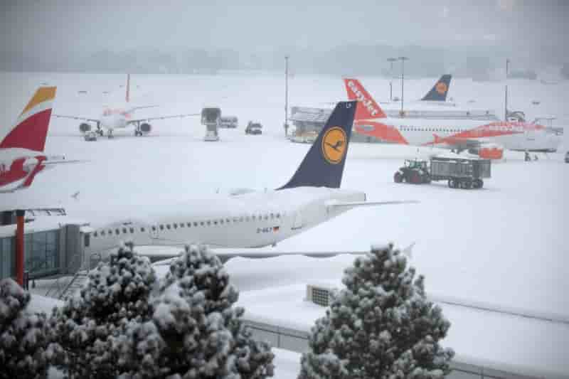 Lufthansa et easyjet toujours interessees par alitalia
